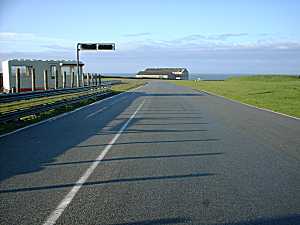 [ Pit Straight ]