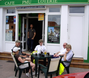 [ Bar ]